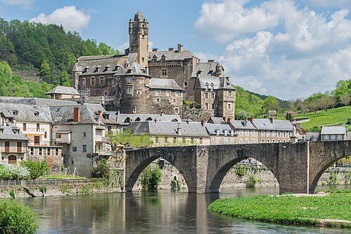 Village of Estaing France in Aveyron, bridge, castle