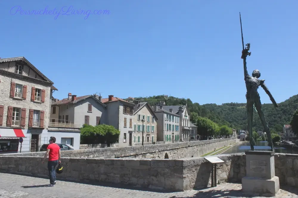 Pont des Consuls 12th century foot bridge over aveyron river villefranche de rouergue france