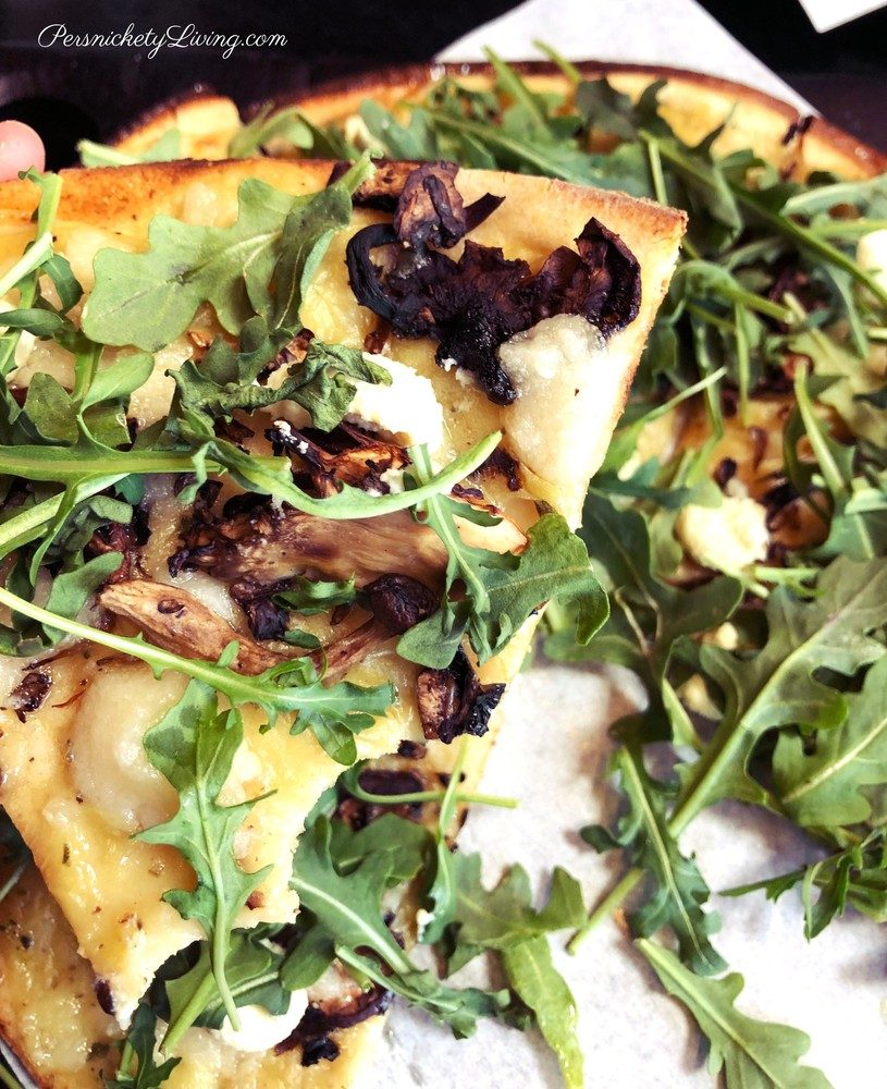 Superfunghi Pizza vegan gluten-free