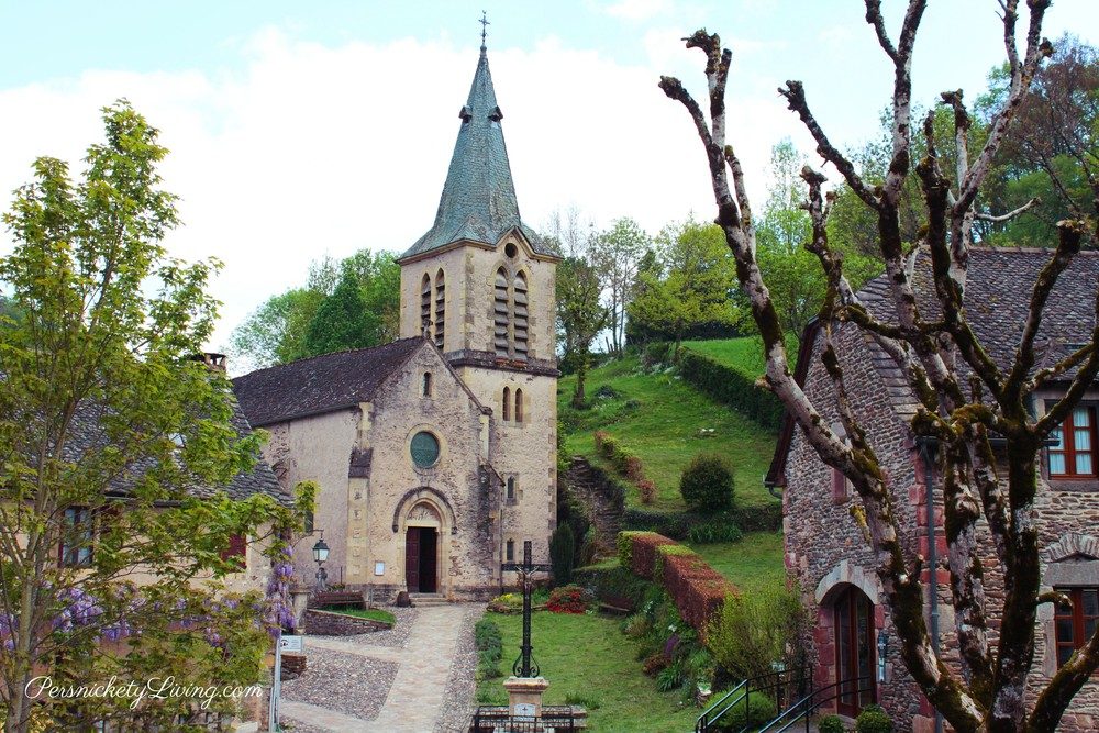 Église Sainte Marie Madeleine de Belcastel